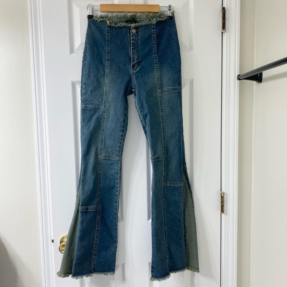 Y2K Mid Rise Fringe Waist Raw Hem Patched Seamed Jeans Flared w Panels sz 27